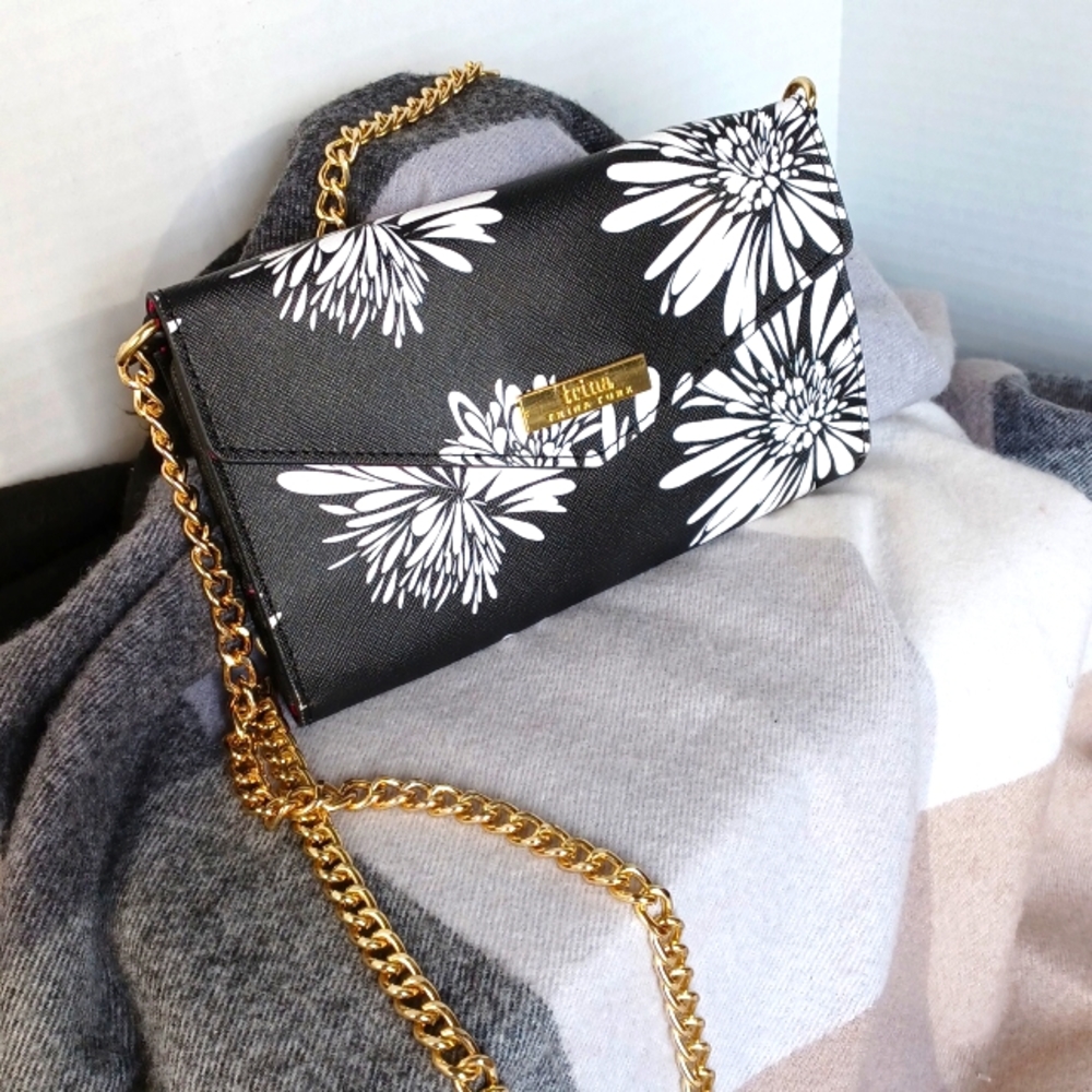 Trina Black and White Floral Design Purses with Gold Chain Linked. Wallet WP001